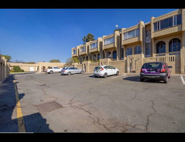 2 BEDROOM DUPLEX FOR SALE IN BLACKHEATH